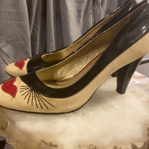 Seychelles wink and kiss heels 8.5 - Picture 4 of 8